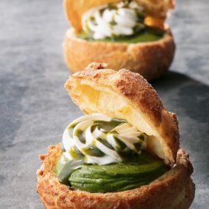 抹茶シュークリーム